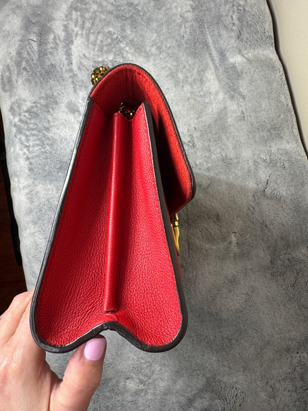 Louis Vuitton Monogram Victoire Cerise Red Chain Shoulder Bag -  Entrupy COA - Picture 7 of 17